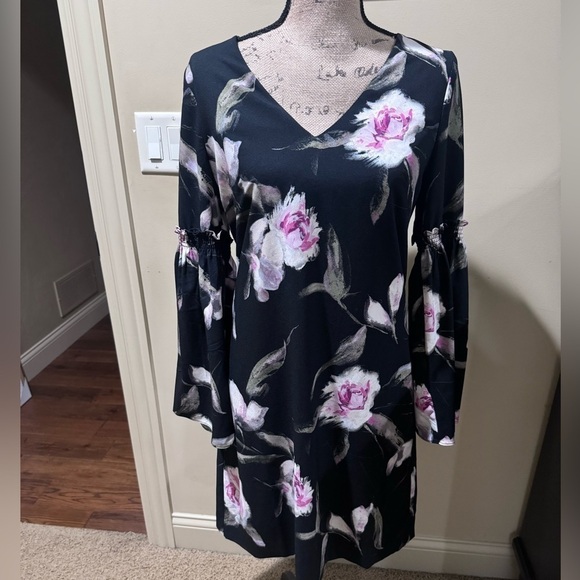 Good used condition Whbm dress Sz 6 - Picture 4 of 5